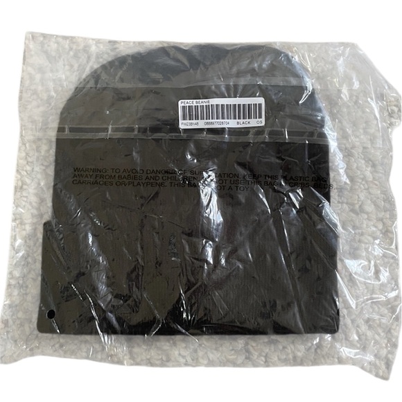 Supreme Black P.E.A.C.E. Skull Beanie New - Picture 4 of 4